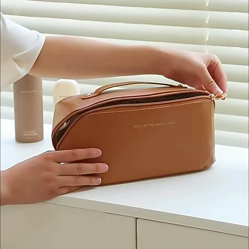Portable Waterproof Makeup Bag – Smart Storage for Everyday Beauty