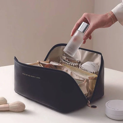 Portable Waterproof Makeup Bag – Smart Storage for Everyday Beauty